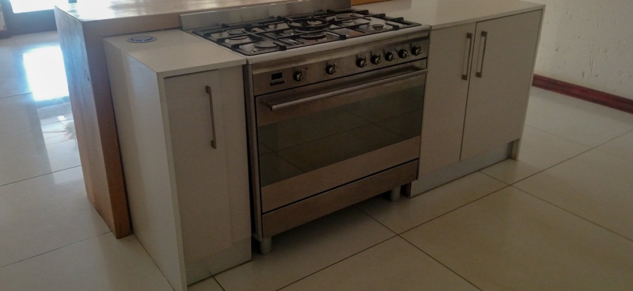 4 Bedroom Property for Sale in Kosmos North West